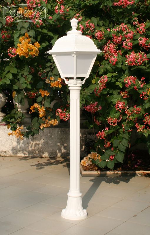 Loose-fit round neck sweater