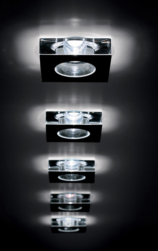 Loose-fit round neck sweater