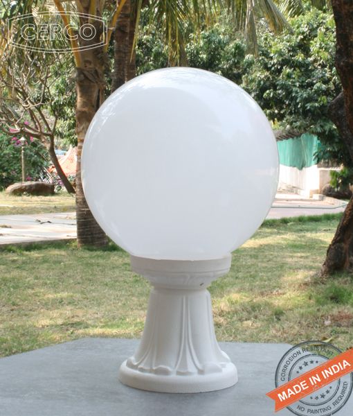 Loose-fit round neck sweater