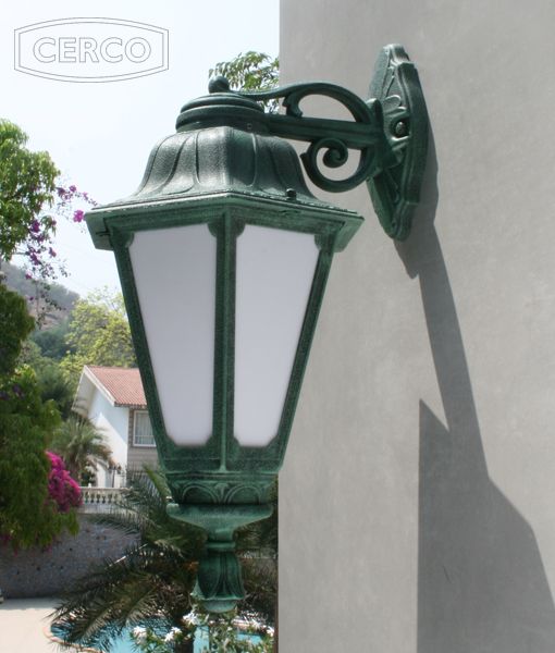 Loose-fit round neck sweater